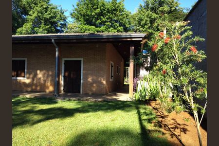 5_photo/94cfaa9a8b.ceff8192393c33de-ATLAS-18ca32b9-c69b-403c-b1ce-364e361c40b4.jpg de casa à venda com 4 quartos, 250m² em Vila Santo Antonio de Carapicuiba, Cotia