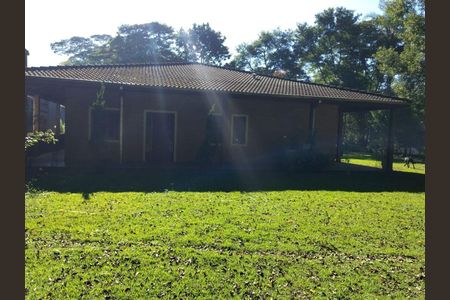 26_photo/94cfaa9a8b.ceff8192393c33de-ATLAS-b86b4a3c-383c-4413-b355-765ff0d2b919.jpg de casa à venda com 4 quartos, 250m² em Vila Santo Antonio de Carapicuiba, Cotia