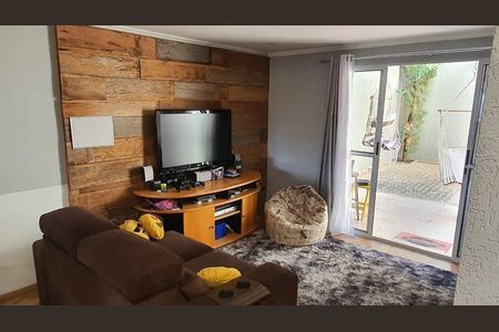 3_photo/94cfaa9a9b.5fb00940506ec541-ATLAS-c8ce9697-c9fb-45e1-9985-e24f3e3049e7.jpg de casa à venda com 3 quartos, 160m² em Vila Santo Antonio de Carapicuiba, Cotia