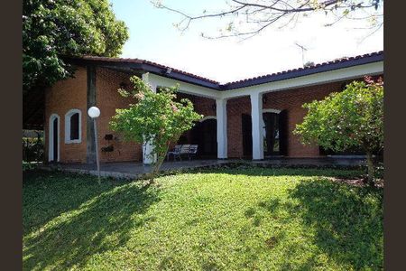 55_photo/94cfaa9b1f.db01357aa49deb94-ATLAS-44b01f5f-5832-43f1-9421-cfb6f1ebbe9b.jpg de casa à venda com 4 quartos, 380m² em Jardim Mediterraneo, Cotia