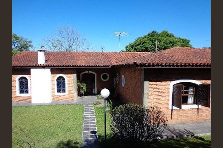 5_photo/94cfaa9b1f.db01357aa49deb94-ATLAS-863e8f81-ac0b-42ae-a50d-43929eb95d91.jpg de casa à venda com 4 quartos, 380m² em Jardim Mediterraneo, Cotia
