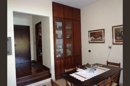 31_photo/94cfaa9b1f.db01357aa49deb94-ATLAS-98d29444-8f86-4693-9f6b-97f114d1df1a.jpg de casa à venda com 4 quartos, 380m² em Jardim Mediterraneo, Cotia
