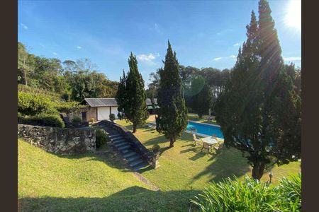 3_photo/94cfaa9b63.4e221277b30b404d-ATLAS-38b892ea-9241-42e3-9ee8-b8402a7eeb3f.jpg de casa à venda com 6 quartos, 1374m² em Vila Santo Antonio de Carapicuiba, Cotia