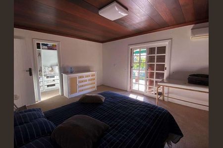 8_photo/94cfaa9b63.4e221277b30b404d-ATLAS-9747f162-e86d-46e8-81f2-ee093a2a310d.jpg de casa à venda com 6 quartos, 1374m² em Vila Santo Antonio de Carapicuiba, Cotia