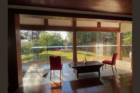 4_photo/94cfaa9b63.4e221277b30b404d-ATLAS-efce7f42-654d-44cd-ab60-d784b00c77b3.jpg de casa à venda com 6 quartos, 1374m² em Vila Santo Antonio de Carapicuiba, Cotia