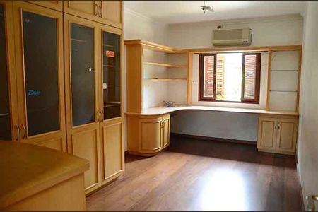 11_photo/94cfaa9bad.bd2dffe6b68feeb7-ATLAS-ef84bd93-40c5-4290-ad20-eb62971a161c.jpg de casa de condomínio à venda com 4 quartos, 840m² em Jardim Mediterraneo, Cotia