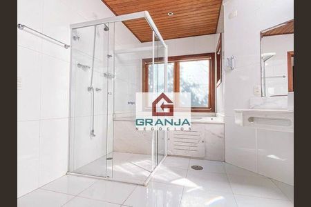 10_photo/94cfaa9c0f.1dc9b733759ebb41-ATLAS-5cc8dca3-5edb-4372-888d-27619d33028d.jpg de casa à venda com 3 quartos, 2348m² em Jardim Mediterraneo, Cotia