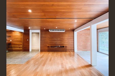 3_photo/94cfaa9c4f.a9ad82c0a29b9a19-ATLAS-0728b9f2-3525-4bf9-a45c-8d0c10cff6bc.jpg de casa de condomínio para alugar com 4 quartos, 500m² em Parque Silvino Pereira, Cotia