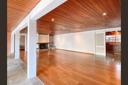 3_photo/94cfaa9c4f.a9ad82c0a29b9a19-ATLAS-a4f26739-3625-4e4c-a486-a88b9621e2b9.jpg de casa de condomínio à venda com 4 quartos, 500m² em Parque Silvino Pereira, Cotia