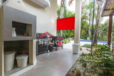 3_photo/94cfaa9c73.873c8b8e47666640-ATLAS-06a0b3a8-1eb6-4328-8d7c-3d263bb06a9b.jpg de casa de condomínio à venda com 5 quartos, 519m² em Jardim Mediterraneo, Cotia