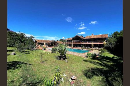 3_photo/94cfaa9c7d.46ae6cbe0761d4fa-ATLAS-77da22ff-57e7-4e78-95a1-0c483c0de5d7.jpg de casa de condomínio à venda com 5 quartos, 1333m² em Vila Santo Antonio de Carapicuiba, Cotia