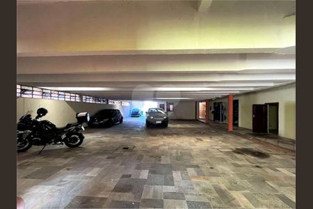 5_photo/94cfaa9c9d.f5994e8b2021a887-ATLAS-ee9be547-d8a4-4022-9bfd-fe43a97e7e60.jpg de casa à venda com 5 quartos, 1333m² em Jardim Mediterraneo, Cotia