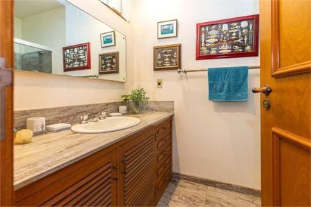 13_photo/94cfaa9ce7.9612c2c0390caf5f-ATLAS-77f436cf-39b2-41eb-9dcc-8bab7da657ae.jpg de casa à venda com 6 quartos, 721m² em Parque Silvino Pereira, Cotia