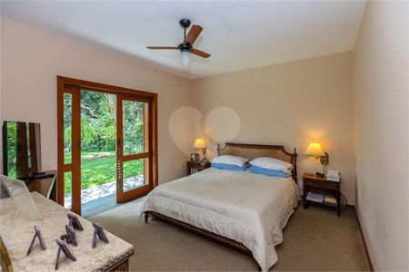 22_photo/94cfaa9ce7.9612c2c0390caf5f-ATLAS-a01a6f4e-e4c8-49d0-9dda-8ede5db260ec.jpg de casa à venda com 6 quartos, 721m² em Parque Silvino Pereira, Cotia