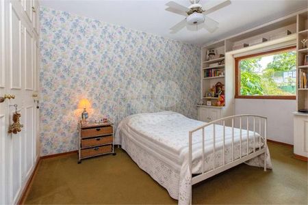 3_photo/94cfaa9ce7.9612c2c0390caf5f-ATLAS-a82f8bb4-1f20-4df1-add7-04a0fa104a2c.jpg de casa à venda com 6 quartos, 721m² em Parque Silvino Pereira, Cotia