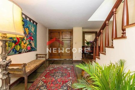 11_photo/94cfaa9ce7.dda3a78fb47de289-ATLAS-22fc55c6-48aa-4e6e-80c9-bb14bf504c47.jpg de casa de condomínio à venda com 6 quartos, 721m² em Parque Silvino Pereira, Cotia