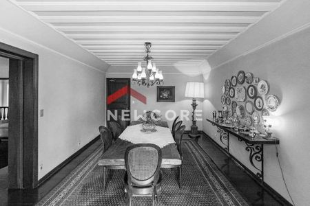 50_photo/94cfaa9ce7.dda3a78fb47de289-ATLAS-271a7d11-ddce-4e3f-9b33-cd561655fed0.jpg de casa de condomínio à venda com 6 quartos, 721m² em Parque Silvino Pereira, Cotia