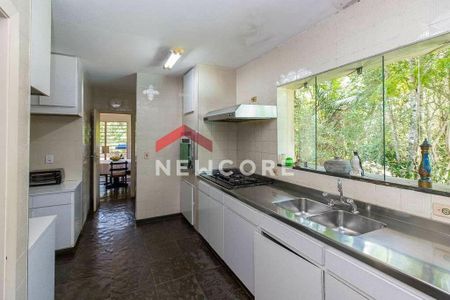 15_photo/94cfaa9ce7.dda3a78fb47de289-ATLAS-c0e4fd6b-5bbc-42d8-b962-2fa1f0f5a631.jpg de casa de condomínio à venda com 6 quartos, 721m² em Parque Silvino Pereira, Cotia