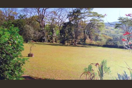 1_photo/94cfaa9d9f.74dbc9aa7d3e0758-ATLAS-52e6a02e-1168-4f16-94dd-75e50a01b0f0.jpg de casa de condomínio à venda com 4 quartos, 385m² em Parque Silvino Pereira, Cotia