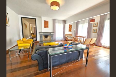 4_photo/94cfaa9dc3.e5c1dbf3952ec410-ATLAS-129ac37c-d002-40ff-bffd-2b542e669b6a.jpg de casa de condomínio à venda com 4 quartos, 980m² em Parque Silvino Pereira, Cotia