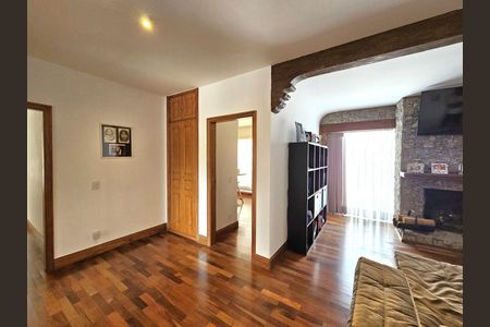 7_photo/94cfaa9dc3.e5c1dbf3952ec410-ATLAS-b85fb0ff-94c0-47f0-b31b-58f894e1906f.jpg de casa de condomínio à venda com 4 quartos, 980m² em Parque Silvino Pereira, Cotia