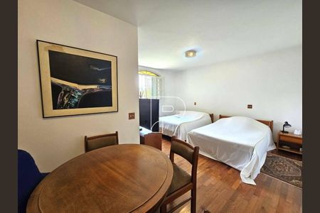 3_photo/94cfaa9e0f.813e0fc0a92df6ab-ATLAS-1b4d0257-6689-4ab1-b5e2-18aede680e15.jpg de casa à venda com 5 quartos, 790m² em Parque Silvino Pereira, Cotia