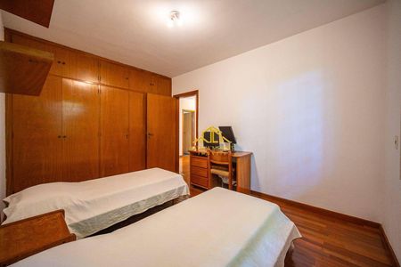 23_photo/94cfaa9e0f.813e0fc0a92df6ab-ATLAS-2ccaeba0-bf18-497e-bffe-7fe213c9d829.jpg de casa à venda com 5 quartos, 756m² em Parque Silvino Pereira, Cotia