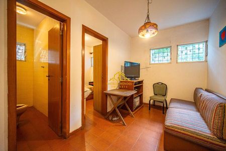 46_photo/94cfaa9e0f.813e0fc0a92df6ab-ATLAS-4d3175aa-52fb-4ad2-ad37-dec03c36d922.jpg de casa à venda com 5 quartos, 756m² em Parque Silvino Pereira, Cotia