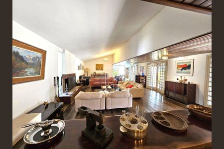 10_photo/94cfaa9e0f.813e0fc0a92df6ab-ATLAS-5fba7320-c0d8-4a2c-be21-afd4c16db988.jpg de casa à venda com 5 quartos, 790m² em Parque Silvino Pereira, Cotia