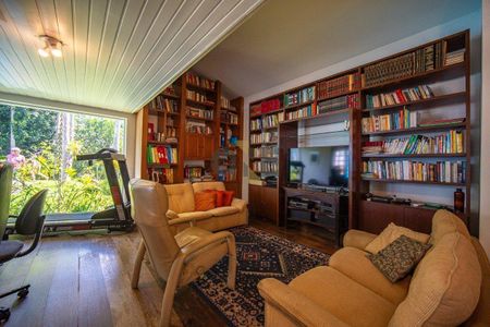 12_photo/94cfaa9e0f.813e0fc0a92df6ab-ATLAS-716cbf55-e10a-4b87-b3dd-832de7d30f9d.jpg de casa à venda com 5 quartos, 757m² em Parque Silvino Pereira, Cotia