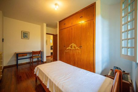 26_photo/94cfaa9e0f.813e0fc0a92df6ab-ATLAS-7fb7d155-2448-487c-b762-58f49f2d05f2.jpg de casa à venda com 5 quartos, 756m² em Parque Silvino Pereira, Cotia