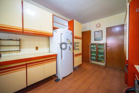 18_photo/94cfaa9e0f.813e0fc0a92df6ab-ATLAS-9988e9ca-9664-48bf-8fb8-a9e565367c65.jpg de casa à venda com 5 quartos, 757m² em Parque Silvino Pereira, Cotia