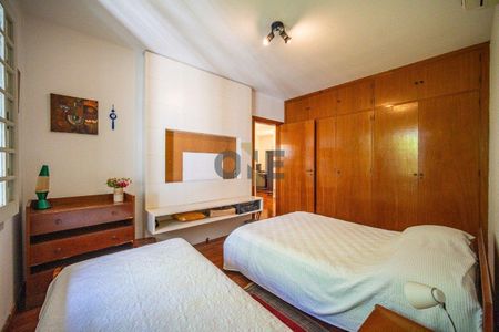 24_photo/94cfaa9e0f.813e0fc0a92df6ab-ATLAS-9aceaa0c-292d-4b32-85ea-bc980c255eab.jpg de casa à venda com 5 quartos, 757m² em Parque Silvino Pereira, Cotia