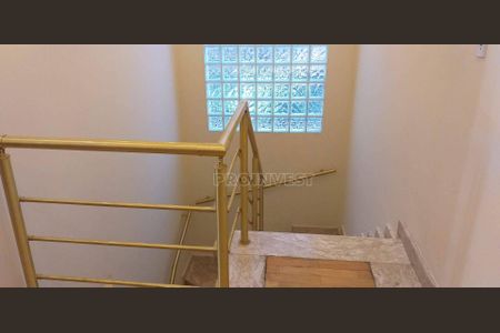 8_photo/94cfaa9e3d.4540318967139590-ATLAS-32dee1dc-4108-4fec-aada-500134d16bfb.jpg de casa à venda com 3 quartos, 540m² em Parque Silvino Pereira, Cotia