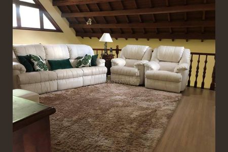 7_photo/94cfaa9e3d.ceff8192393c33de-ATLAS-4527aa5e-5e91-4a7d-b989-07c00b0b3df1.jpg de casa à venda com 3 quartos, 438m² em Parque Silvino Pereira, Cotia