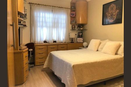 12_photo/94cfaa9e3d.ceff8192393c33de-ATLAS-4c4763ba-c6ab-497f-b319-39b3a6b7b5ca.jpg de casa à venda com 3 quartos, 437m² em Parque Silvino Pereira, Cotia