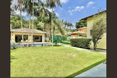 7_photo/94cfaa9e41.df2406aa61ba3211-ATLAS-2d77a00f-b33f-41a3-8287-12bdf1e34f36.jpg de casa à venda com 4 quartos, 414m² em Parque Silvino Pereira, Cotia