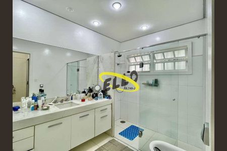 7_photo/94cfaa9e41.df2406aa61ba3211-ATLAS-d4bd68c0-a6d5-4987-9883-0ec0f5e624b2.jpg de casa à venda com 4 quartos, 414m² em Parque Silvino Pereira, Cotia