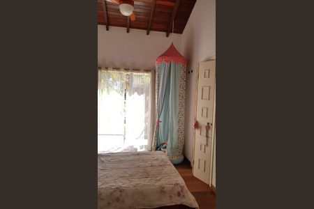 4_photo/94cfaa9e5b.7d44486df2fbe63f-ATLAS-201fec91-92c6-4bd4-820a-26b7c4241f44.jpg de casa à venda com 3 quartos, 350m² em Parque Silvino Pereira, Cotia