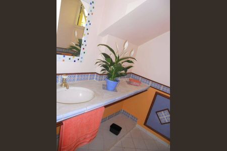 11_photo/94cfaa9e5b.7d44486df2fbe63f-ATLAS-a9d17bd4-2794-4c3c-95e4-cf6f3be3f233.jpg de casa à venda com 3 quartos, 350m² em Parque Silvino Pereira, Cotia