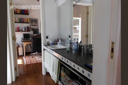 13_photo/94cfaa9e5b.7d44486df2fbe63f-ATLAS-da7d16c3-385d-48bb-8443-d2d4e75b8c66.jpg de casa à venda com 3 quartos, 350m² em Parque Silvino Pereira, Cotia