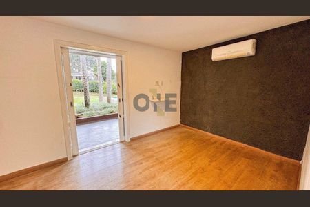 6_photo/94cfaa9e65.906020ab0bc1df8b-ATLAS-2e8badc7-accd-4a2e-b3b3-b15c1d83d5c7.jpg de casa à venda com 3 quartos, 405m² em Parque Silvino Pereira, Cotia