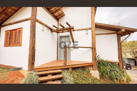 8_photo/94cfaa9e65.906020ab0bc1df8b-ATLAS-ba0fcb4c-4a69-49e8-a45f-ac3ea9d94ca6.jpg de casa à venda com 3 quartos, 405m² em Parque Silvino Pereira, Cotia