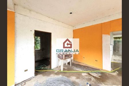 6_photo/94cfaa9e75.2fed7e95ddef69d8-ATLAS-02d9a5c7-2e03-425e-a30b-f04735ef5468.jpg de casa à venda com 2 quartos, 178m² em Chácara Eliana, Cotia