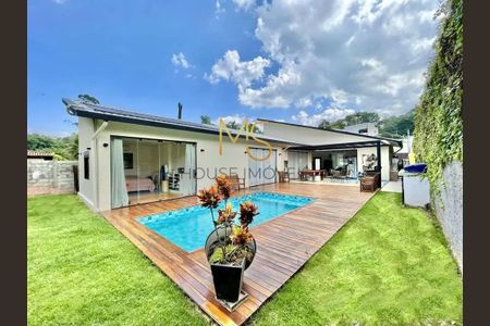 8_photo/94cfaa9e85.49e5f4e107e90c19-ATLAS-01bd9c24-dc13-4b35-bb4e-ed8c0088e9f4.jpg de casa à venda com 3 quartos, 277m² em Chácara Eliana, Cotia