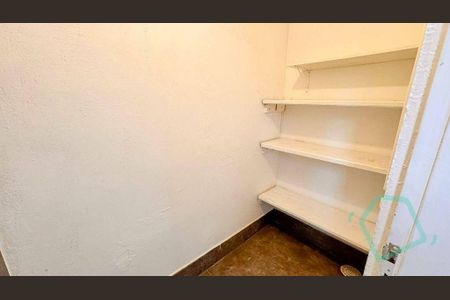 5_photo/94cfaa9e91.17ba297627d3aacb-ATLAS-127c01f1-e009-4a42-91bc-662012d642e2.jpg de casa à venda com 3 quartos, 405m² em Chácara Eliana, Cotia