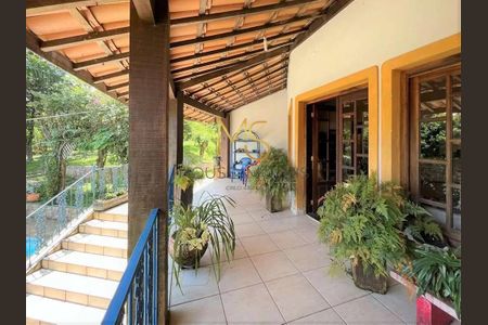 4_photo/94cfaa9ea3.ef8b5548d1c5a743-ATLAS-0f3d110a-3e95-41d5-9ec7-c9e3665ddfb5.jpg de casa de condomínio à venda com 3 quartos, 545m² em Jardim Mediterraneo, Cotia