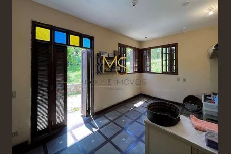 12_photo/94cfaa9ea3.ef8b5548d1c5a743-ATLAS-3fab9e6d-c70d-474d-a67d-70922082ff0d.jpg de casa de condomínio à venda com 3 quartos, 545m² em Jardim Mediterraneo, Cotia