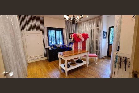 25_photo/94cfaa9ebb.6fa24c30896ad7dc-ATLAS-2cb77ea8-9959-40f7-b716-f71b05ec74ef.jpg de casa de condomínio à venda com 3 quartos, 900m² em Jardim Mediterraneo, Cotia