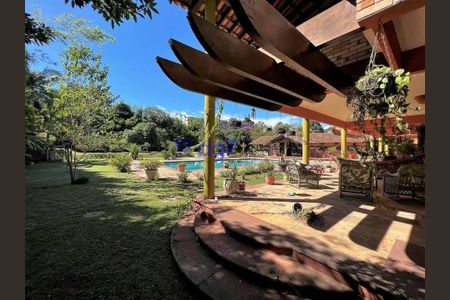 10_photo/94cfaa9ebb.6fa24c30896ad7dc-ATLAS-38295c24-7cd9-40fb-b5fd-d7a848f78dfc.jpg de casa de condomínio à venda com 5 quartos, 1333m² em Jardim Mediterraneo, Cotia